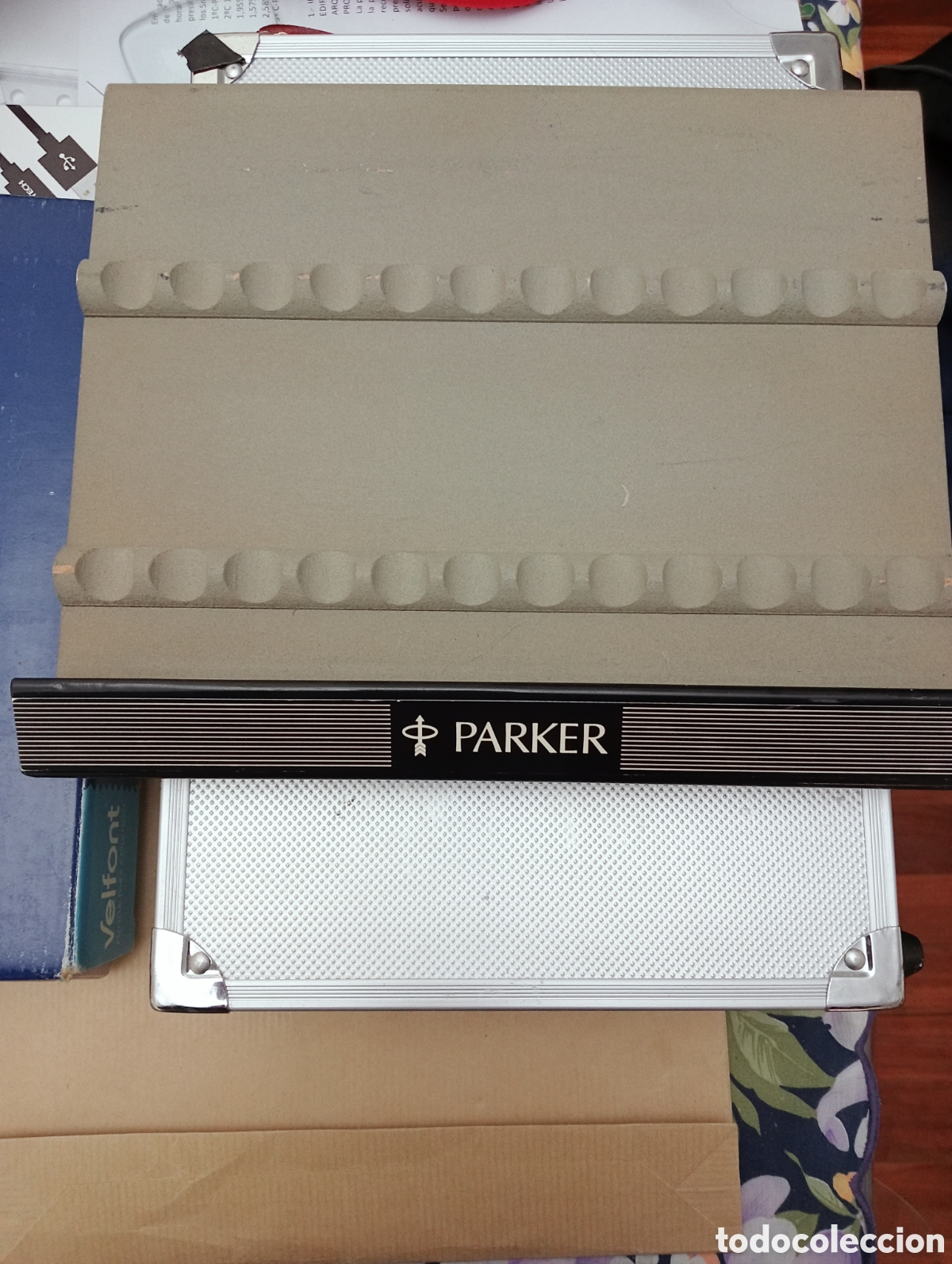 Escriban&iacute;a: Reposaplumas antiguo Parker - Foto 1
