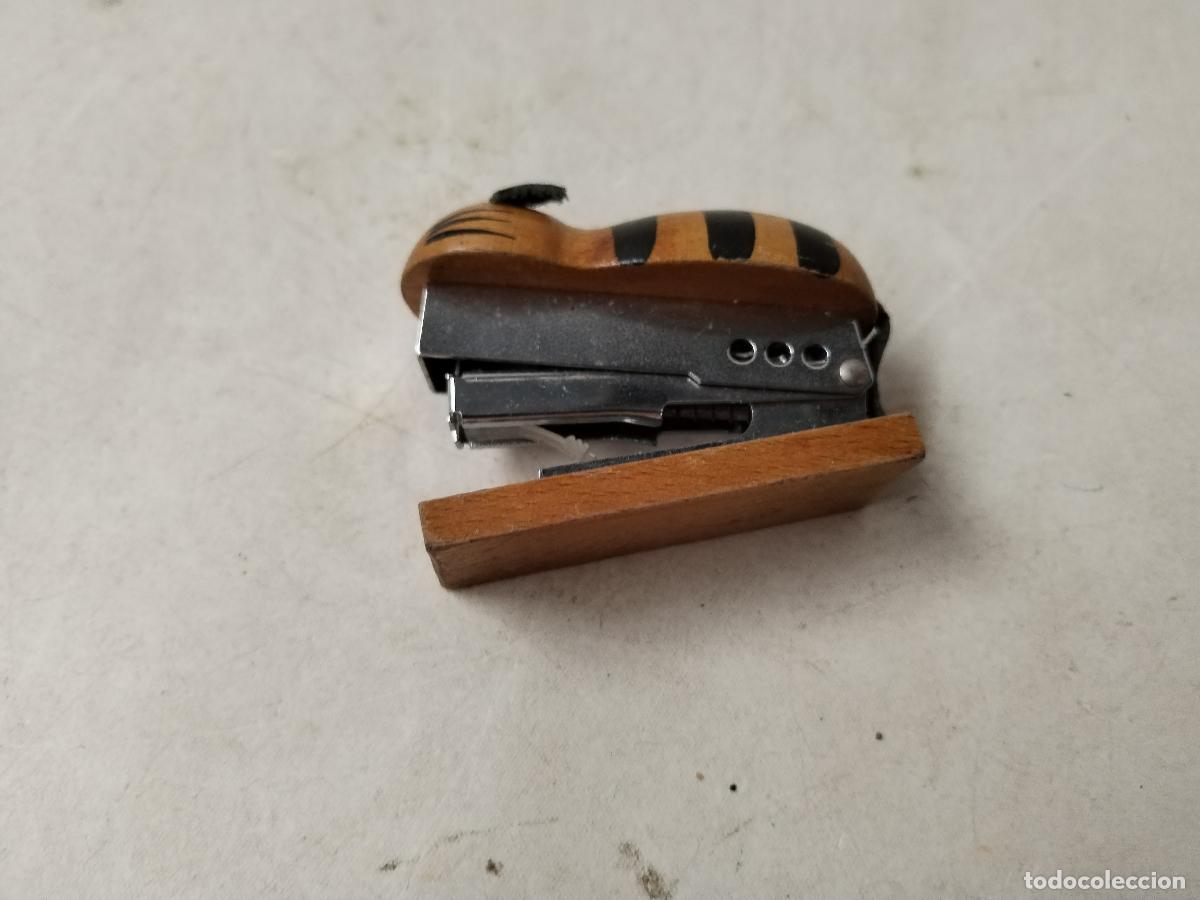 Escriban&iacute;a: grapadora tigre vintage - c172 - Foto 3