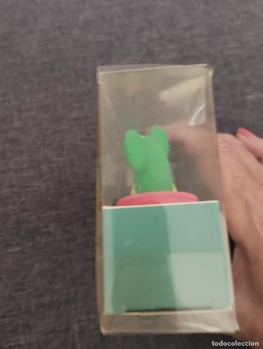 Escriban&iacute;a: Lote de tres gomas de borrar de coleccion - Foto 2