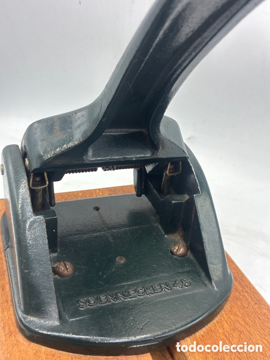 Escriban&iacute;a: Antiguo Taladro Papel base madera SOENNECKEN 45. - Foto 4