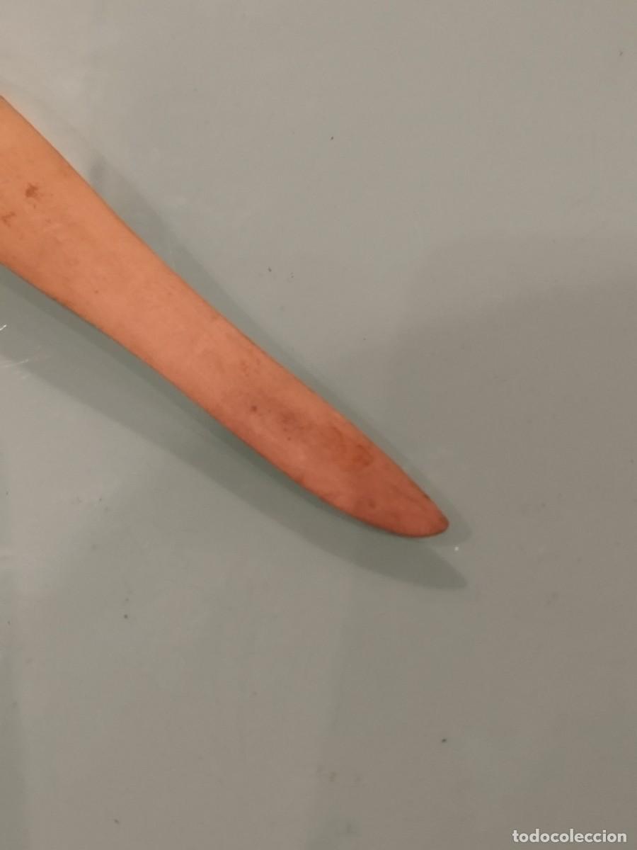 Escriban&iacute;a: Abrecartas de madera con el mango en forma de oso de peluche. - Foto 6