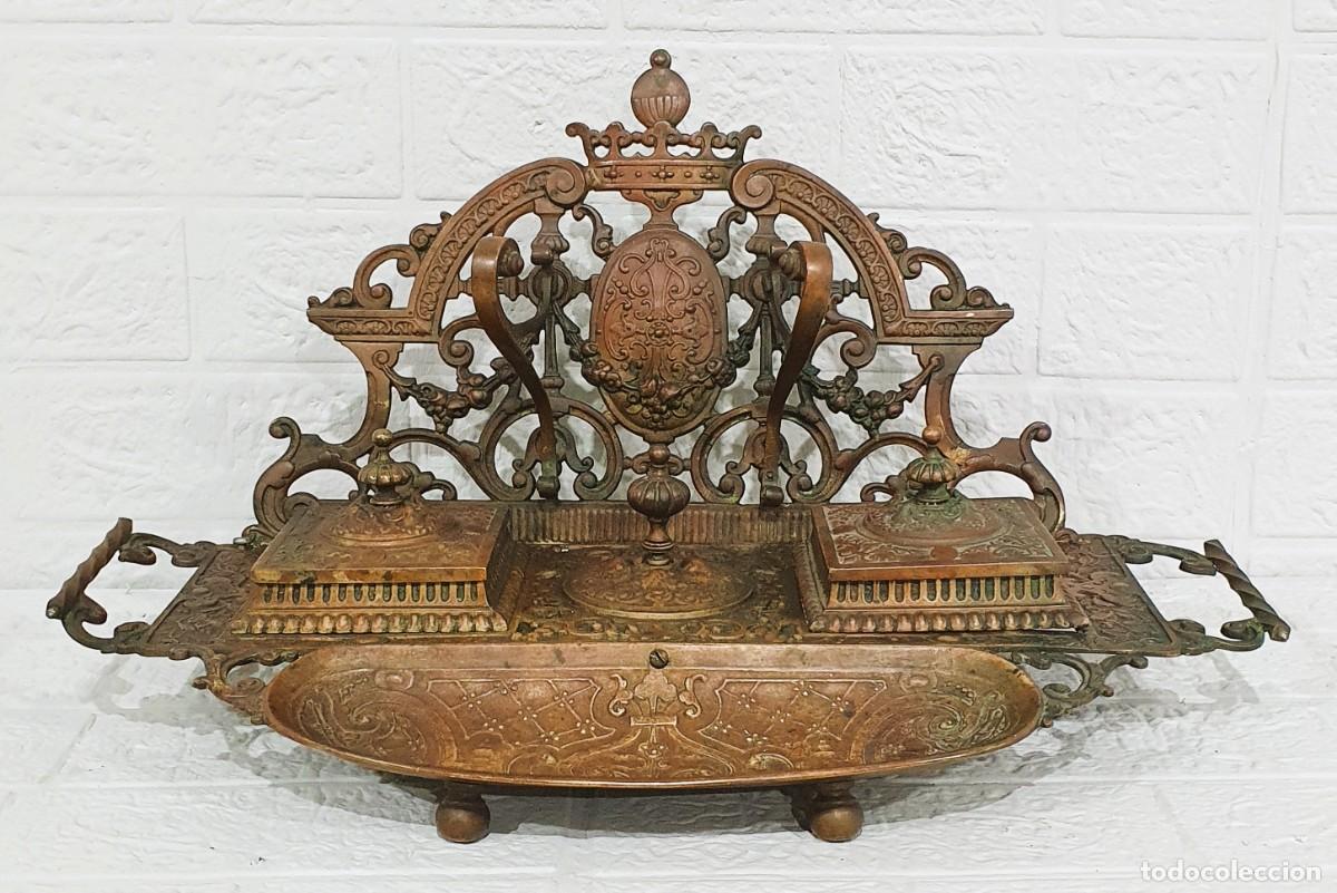Escriban&iacute;a: Tintero de bronce dorado de Napole&oacute;n III con campana - Foto 1