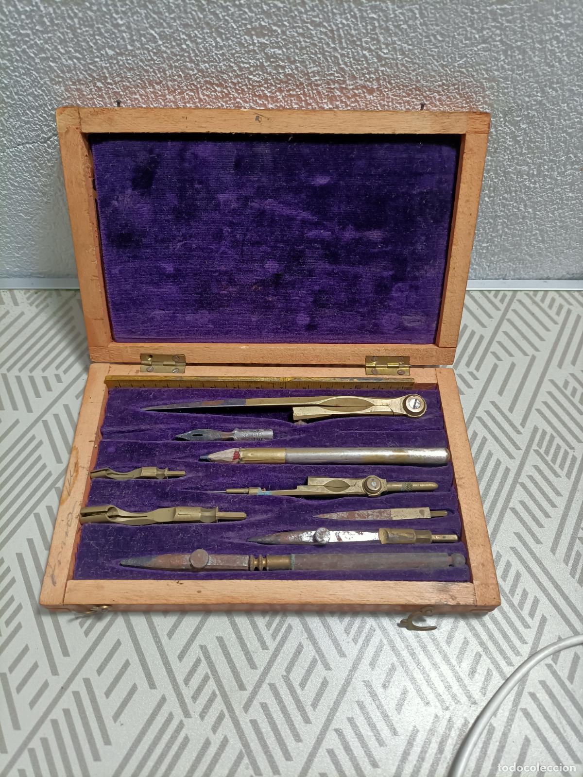 Escriban&iacute;a: Antiguo juego de comp&aacute;s de dibujo en laton - Foto 1