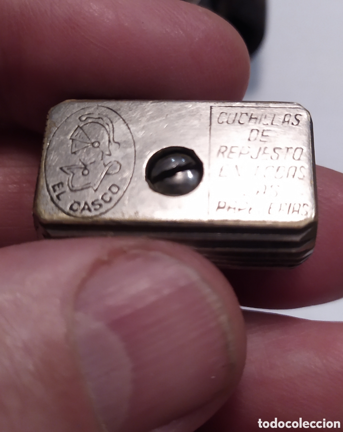 Escriban&iacute;a: Sacapuntas de la marca El Casco, metal cromado. - Foto 4