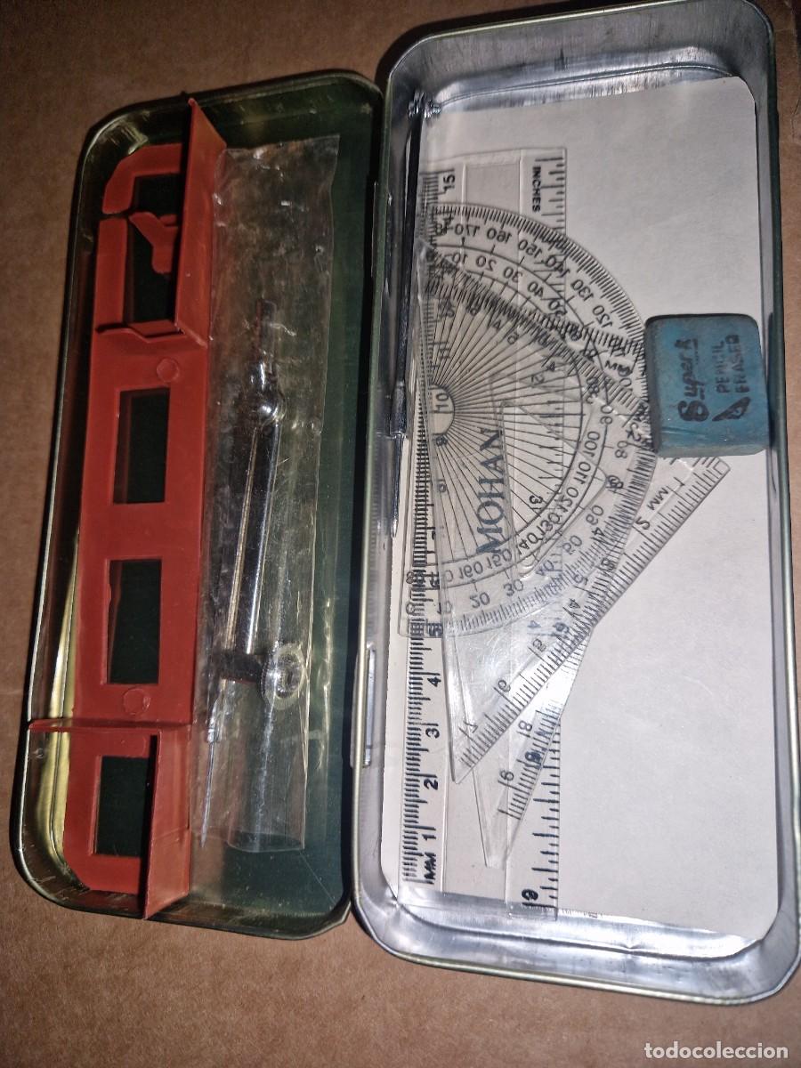 Escriban&iacute;a: ESTUCHE CON MATERIAL DE DIBUJO - MARCA MOHAN - REGLAS - COMPAS- - Foto 2