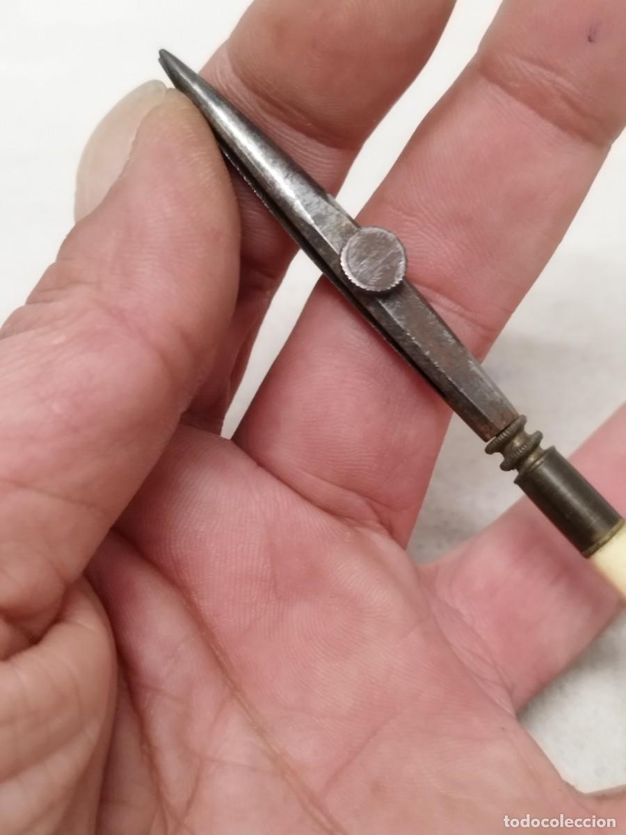 Escriban&iacute;a: Antiguo tiral&iacute;neas compas. - Foto 1