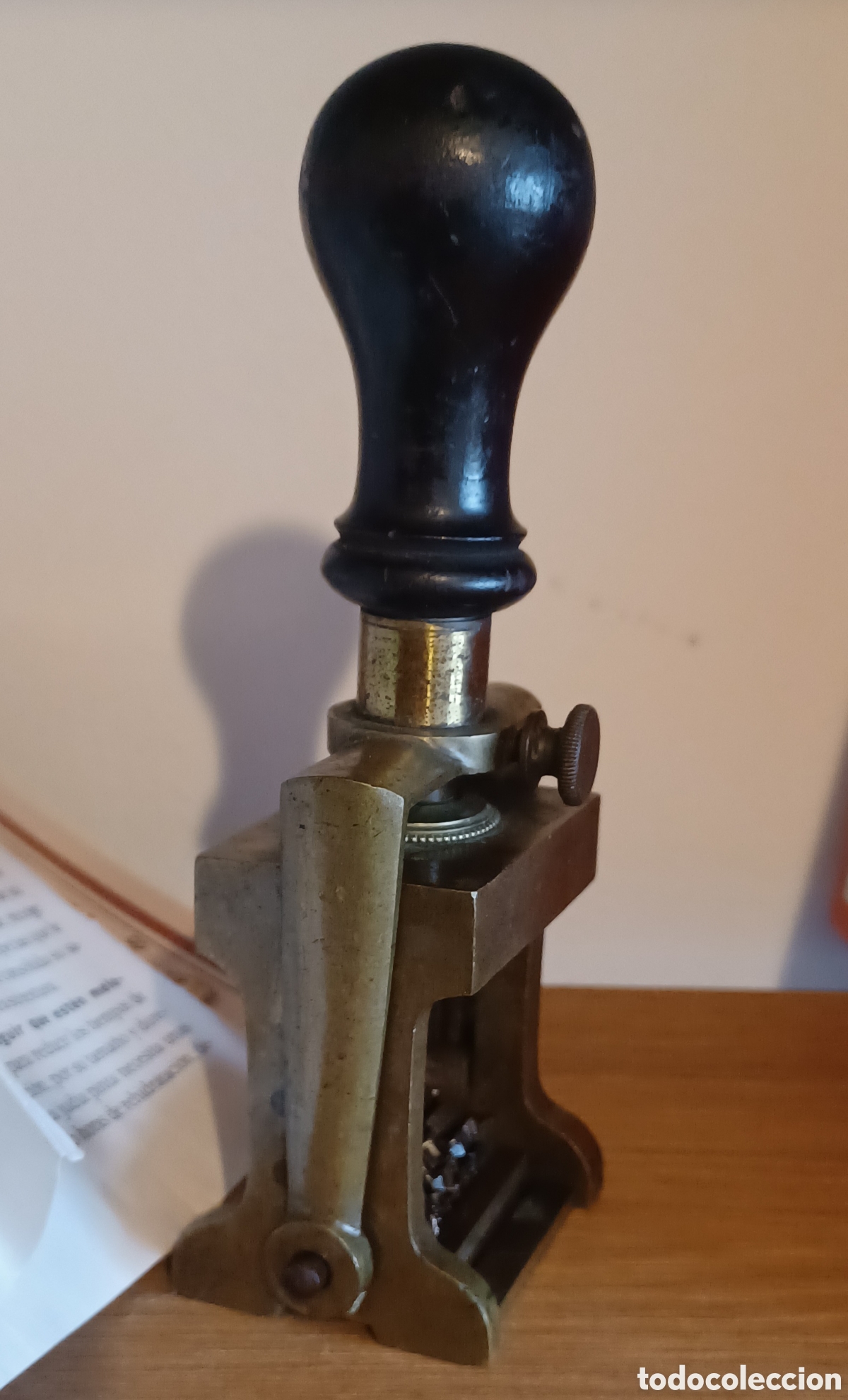 Escriban&iacute;a: Sello Antiguo Lat&oacute;n con Fecha - Foto 1