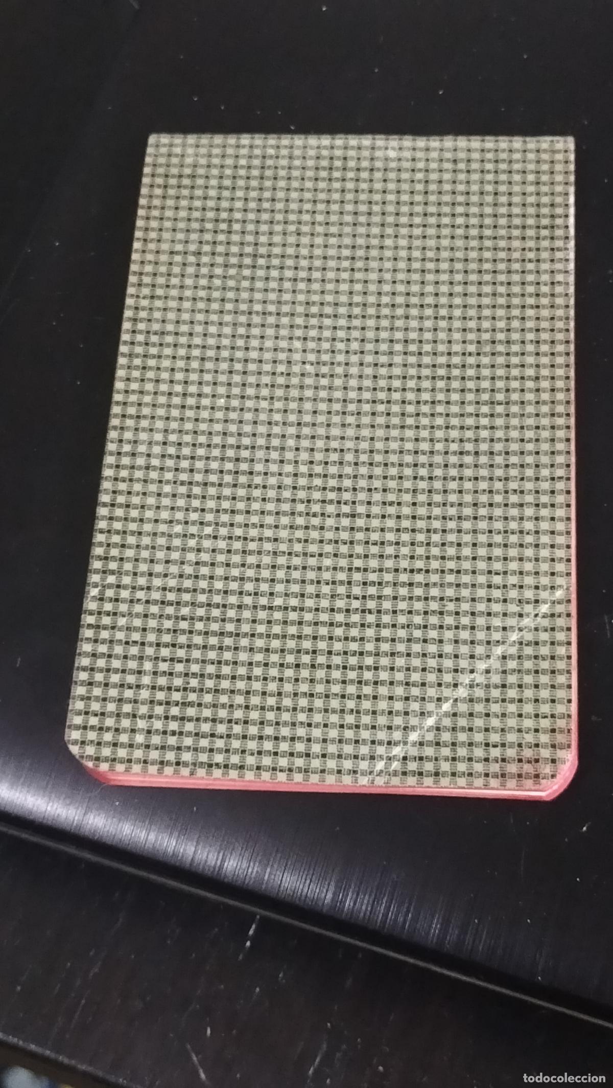 Escriban&iacute;a: ANTIGUA LIBRETA DE CUADRICULAS - Foto 1