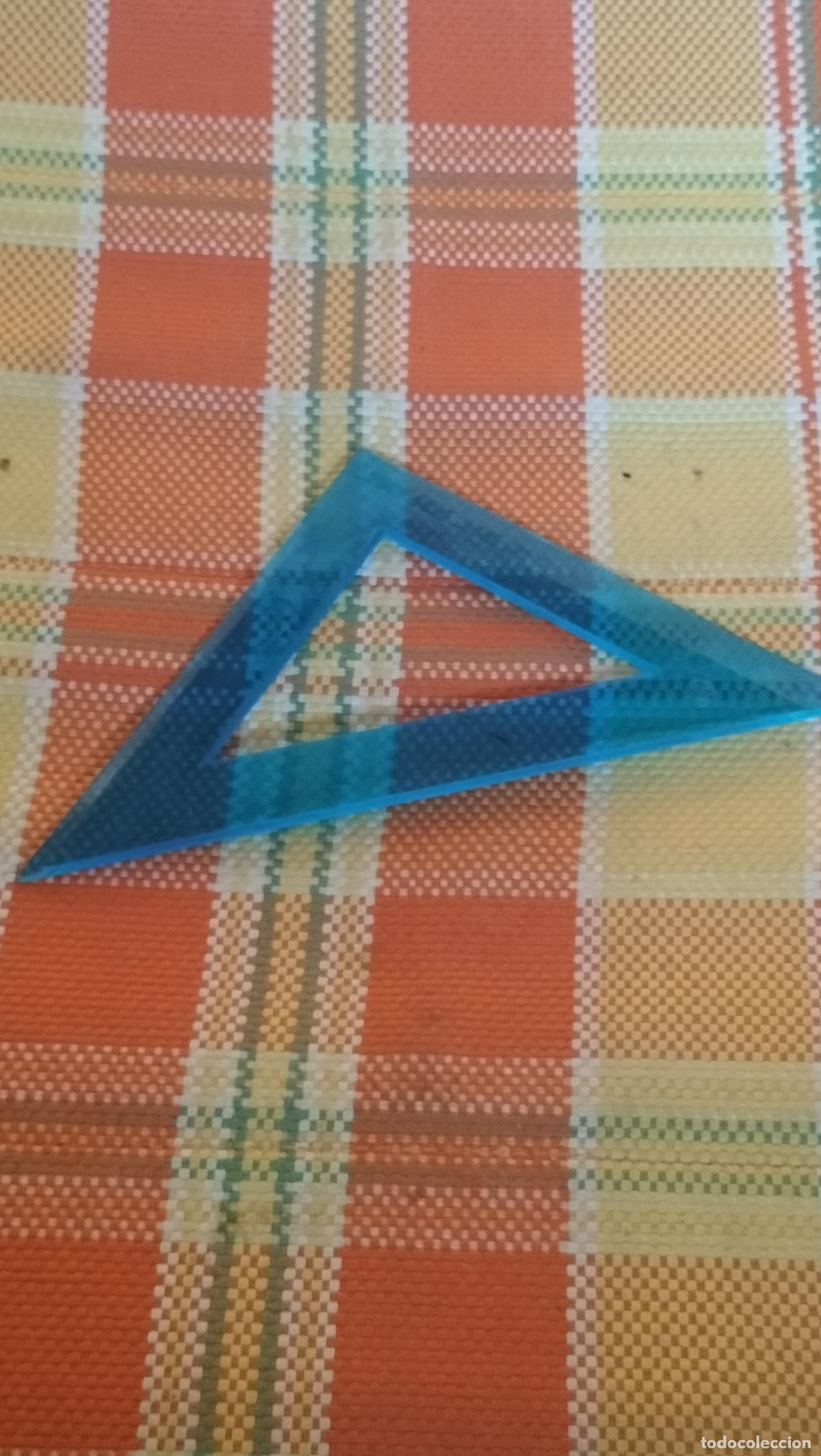 Escriban&iacute;a: ANTIGUA ESCUADRA DE PLASTICO - Foto 2
