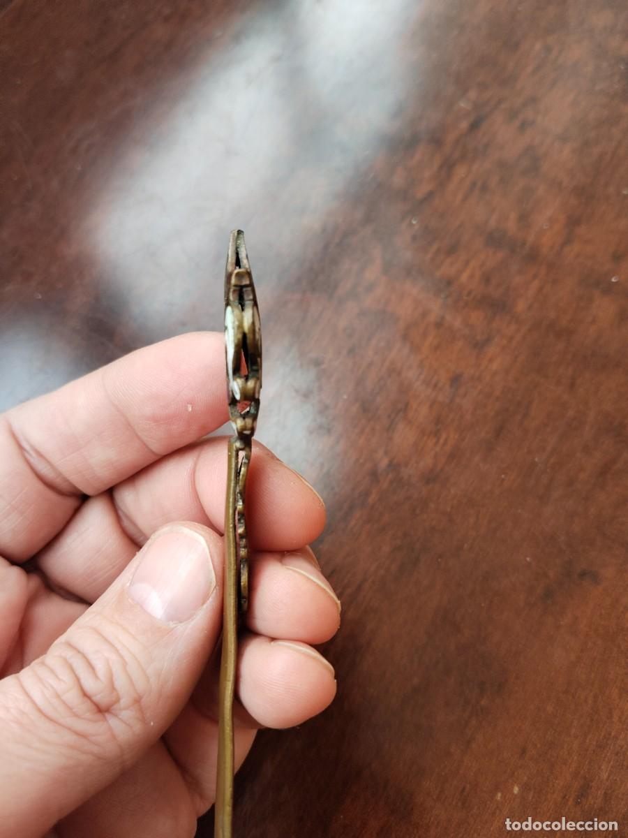 Escriban&iacute;a: Antiguo abrecartas flor de lis. - Foto 7