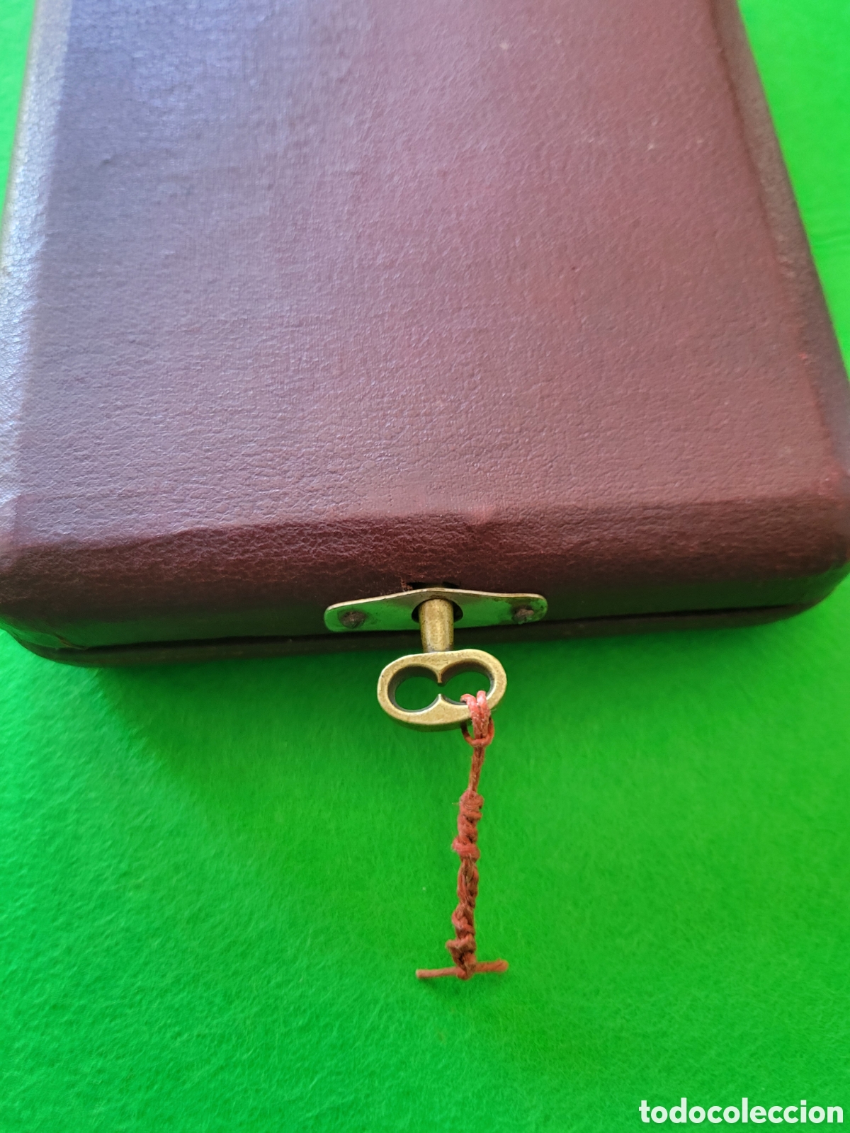 Escriban&iacute;a: ANTIGUO BLOC CON LLAVE PARA HOJAS INTERCAMBIABLES - Foto 2