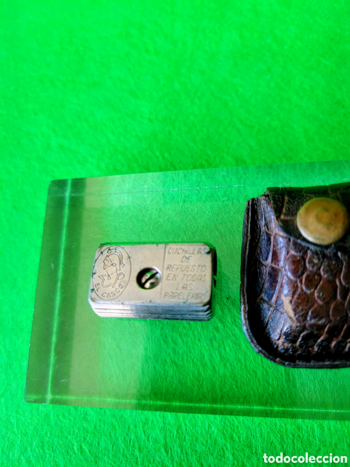 Escriban&iacute;a: ANTIGUO SACAPUNTAS EL CASCO CON FUNDA - Foto 2