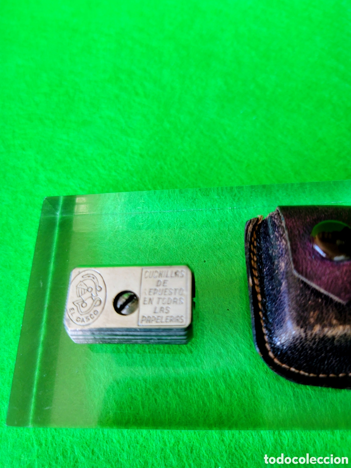 Escriban&iacute;a: ANTIGUO SACAPUNTAS EL CASCO CON FUNDA - Foto 2