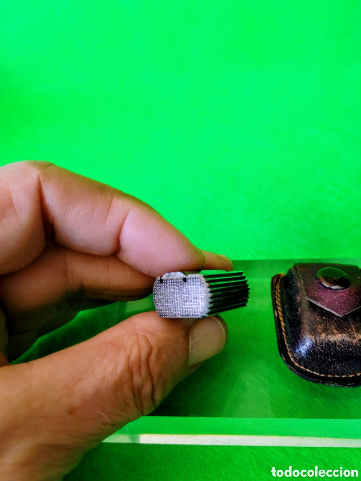 Escriban&iacute;a: ANTIGUO SACAPUNTAS EL CASCO CON FUNDA - Foto 4