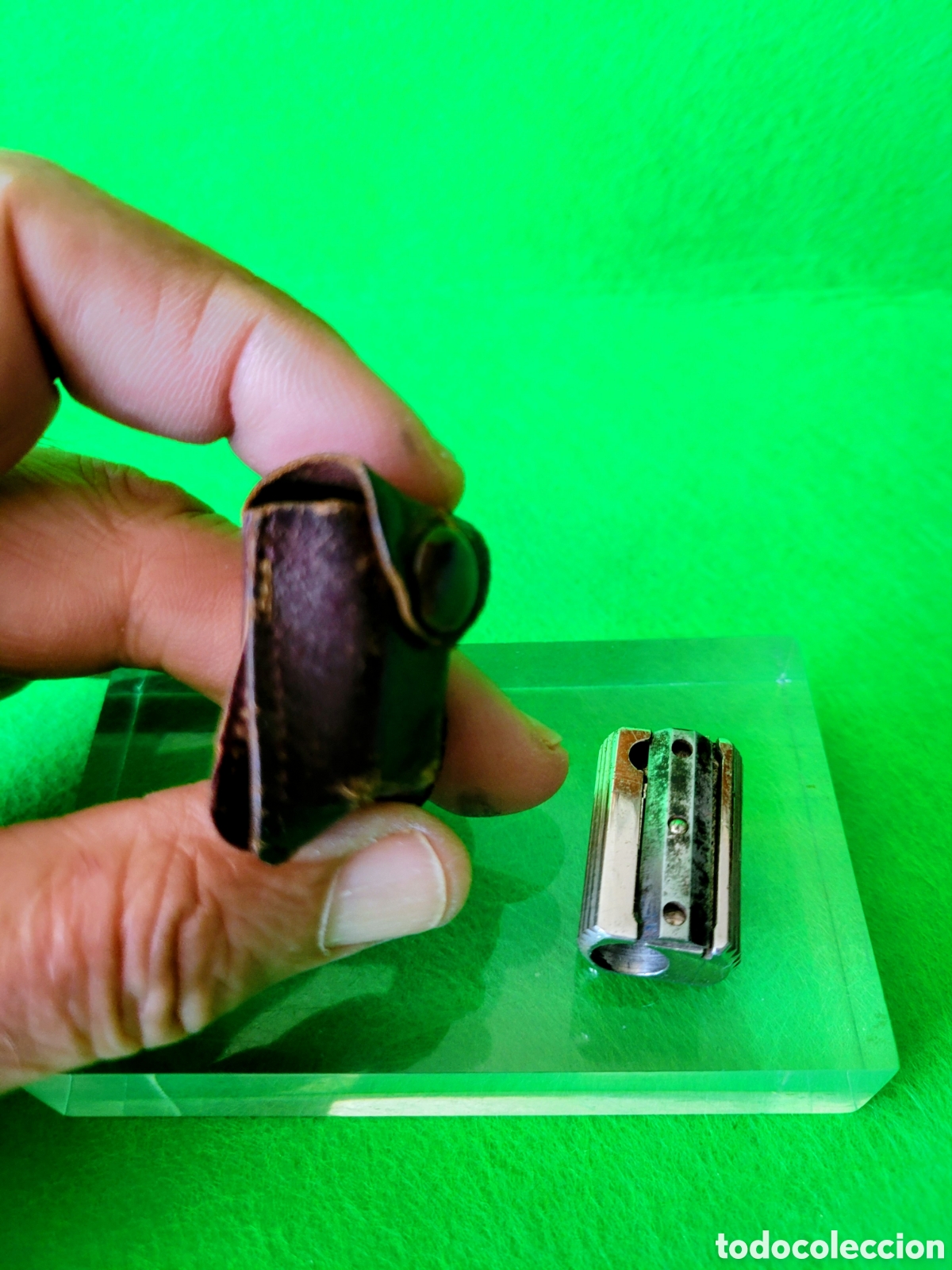 Escriban&iacute;a: ANTIGUO SACAPUNTAS EL CASCO CON FUNDA - Foto 6