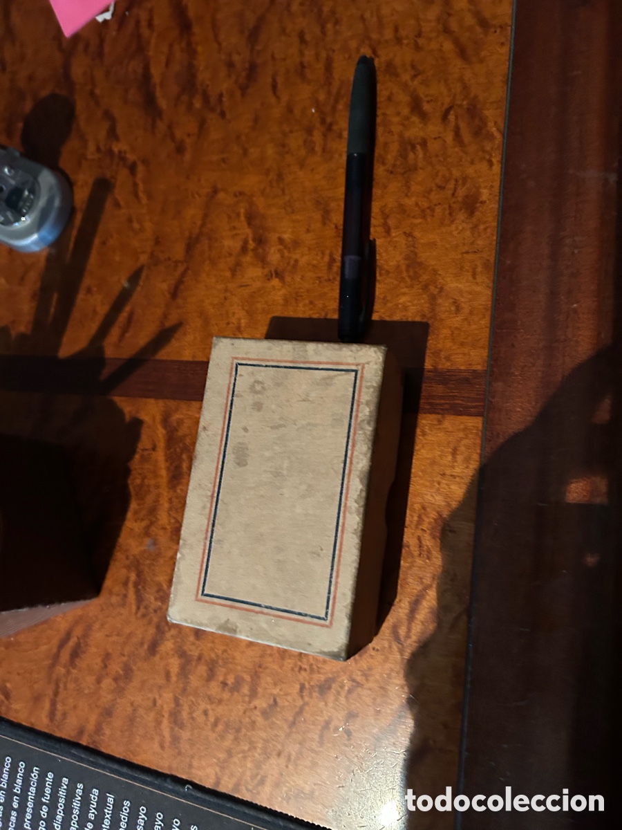 Escriban&iacute;a: Caja de gomas para borrar l&aacute;piz - Foto 1