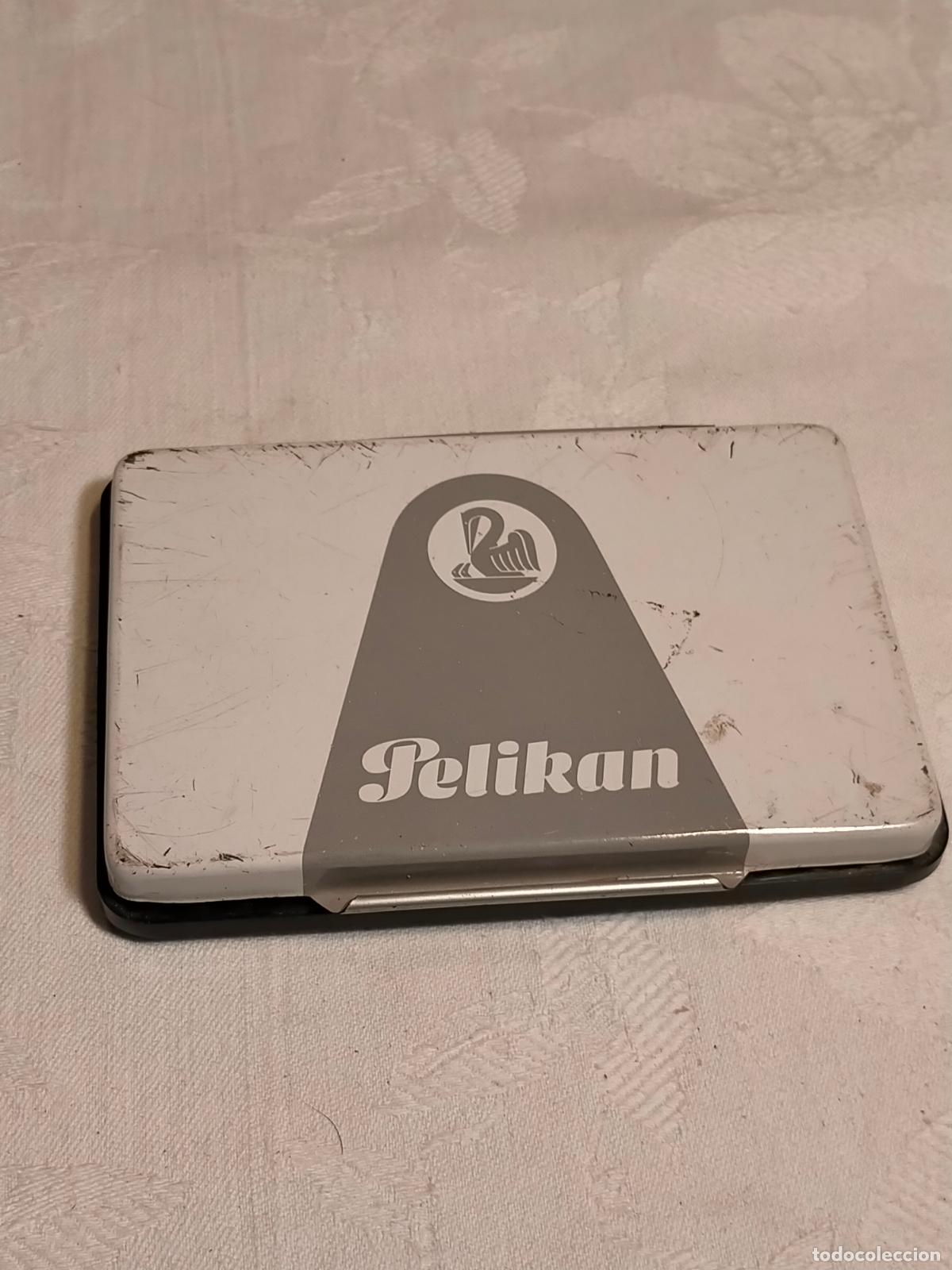 Escriban&iacute;a: Almohadilla para tamp&oacute;n de tinta Pelikan metal blanco vintage usada
