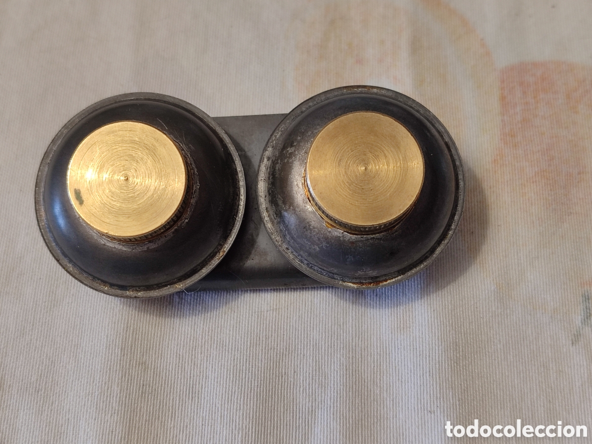 Escriban&iacute;a: Tinteros port&aacute;tiles metal, con tapa. - Foto 1