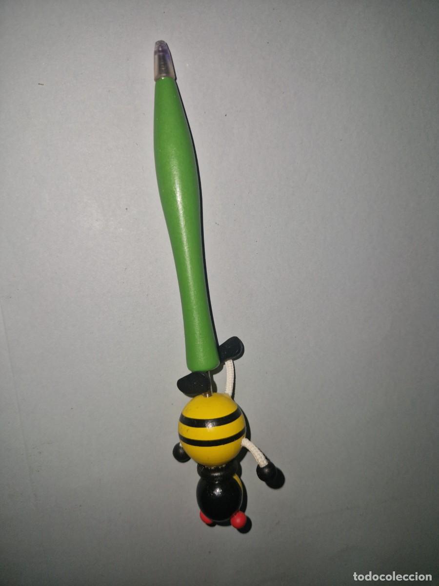Escriban&iacute;a: BOLIGRAFO CON FIGURA DE ABEJA - Foto 2