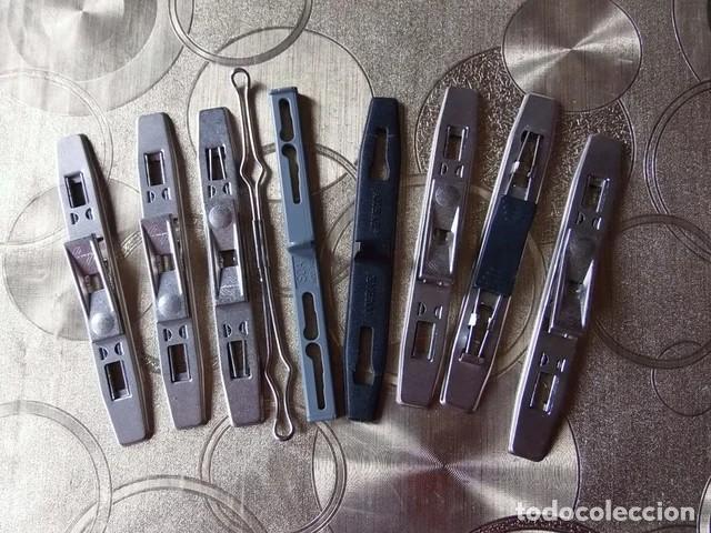 Escriban&iacute;a: LOTE 9 CLIPS DE PRESI&Oacute;N PARA CARPETAS DE HOJAS A4.