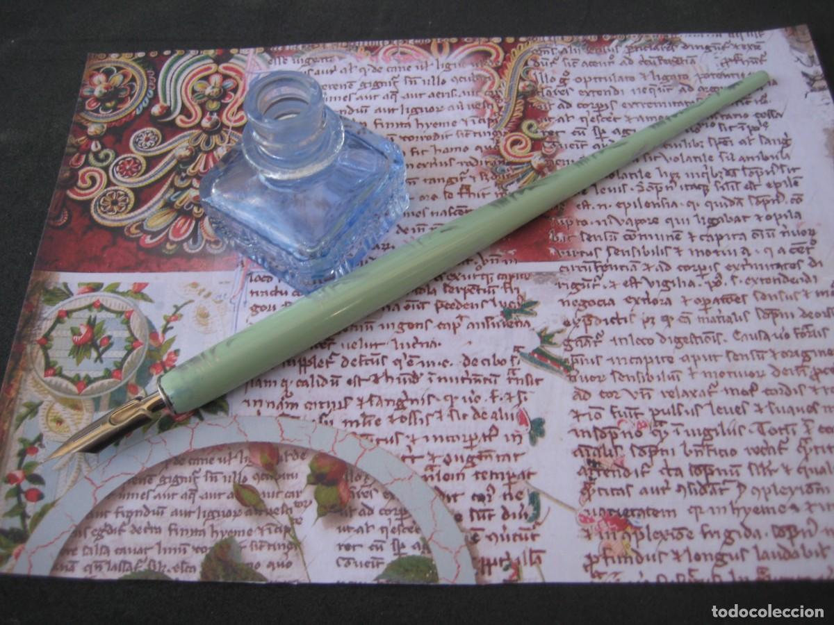 Escriban&iacute;a: MINI TINTERO VIDRIO, PORTAPLUMAS MADERA Y PLUMILLA