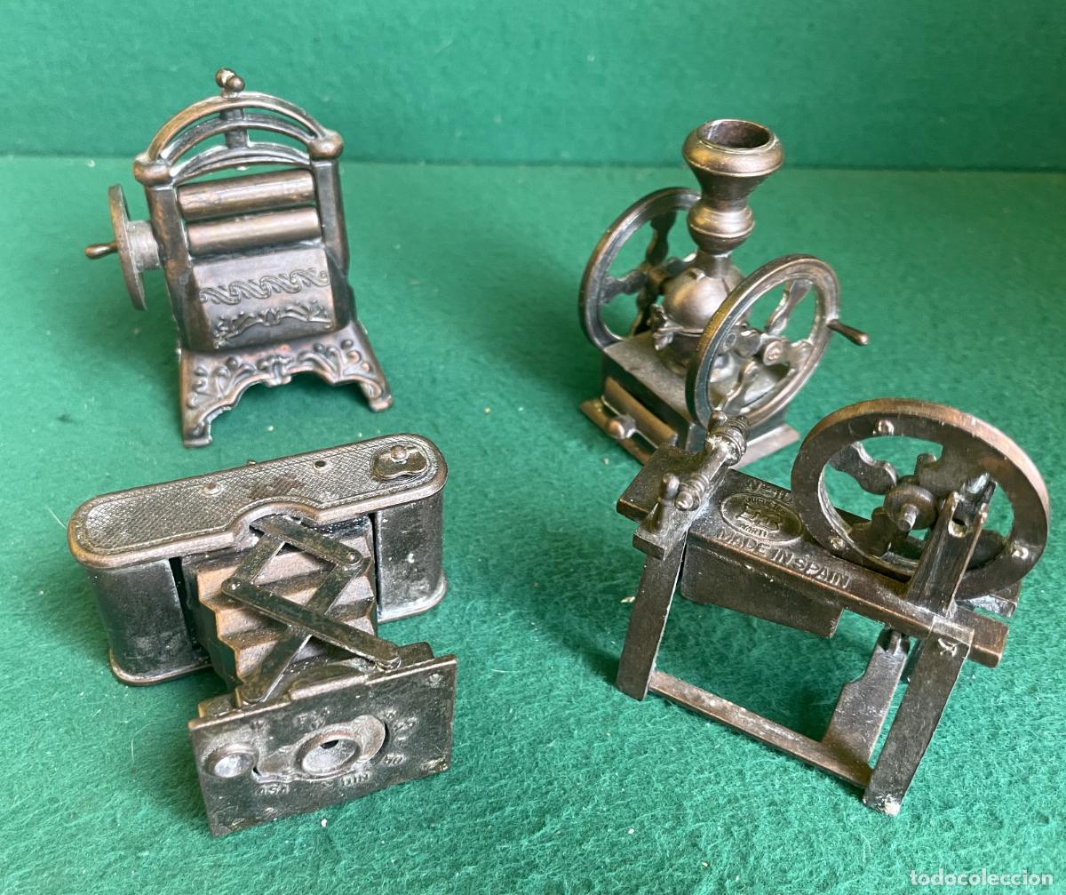 Escriban&iacute;a: 4 SACAPUNTAS MAQUINETAS AFILAL&Aacute;PICES - COLECCI&Oacute;N JUGUETES MART&Iacute; EM3 - BUEN ESTADO
