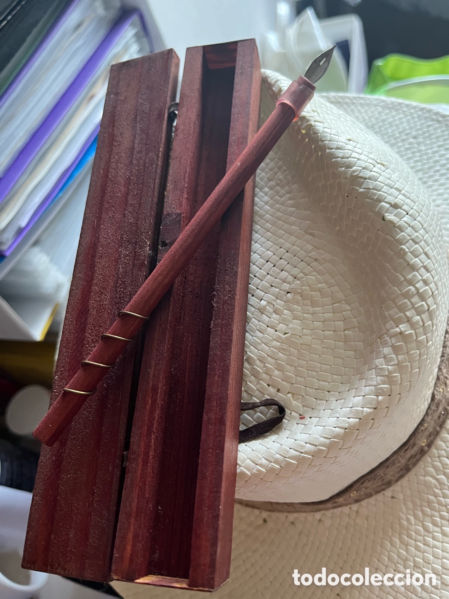 Escriban&iacute;a: Estuche de madera con pluma de tintero vintage - Foto 2