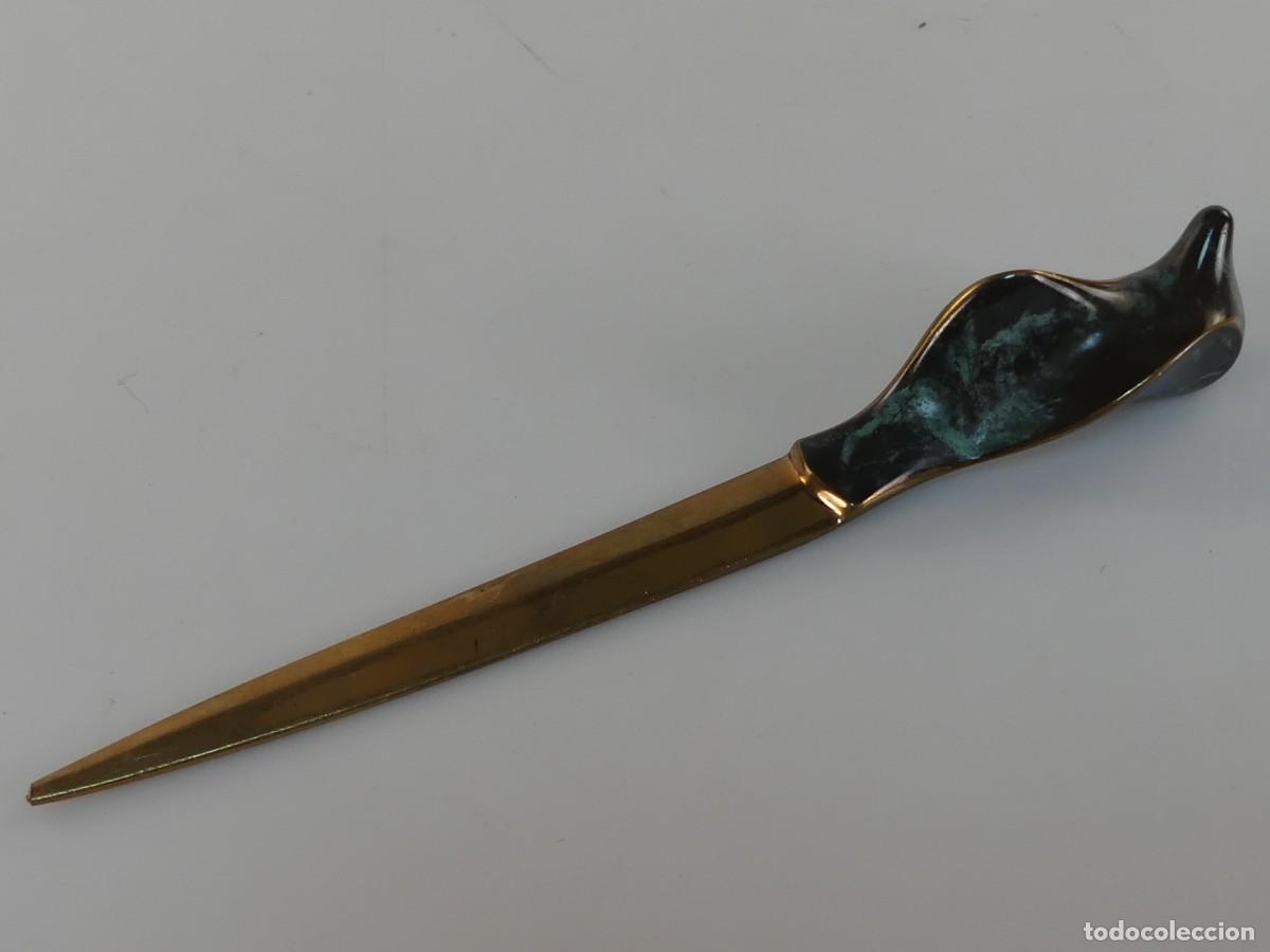 Escriban&iacute;a: PRECIOSA ABRECARTAS MANGO ESCULTURA DE BRONCE NUMERO 73 DE 100 EDICION LIMITADA