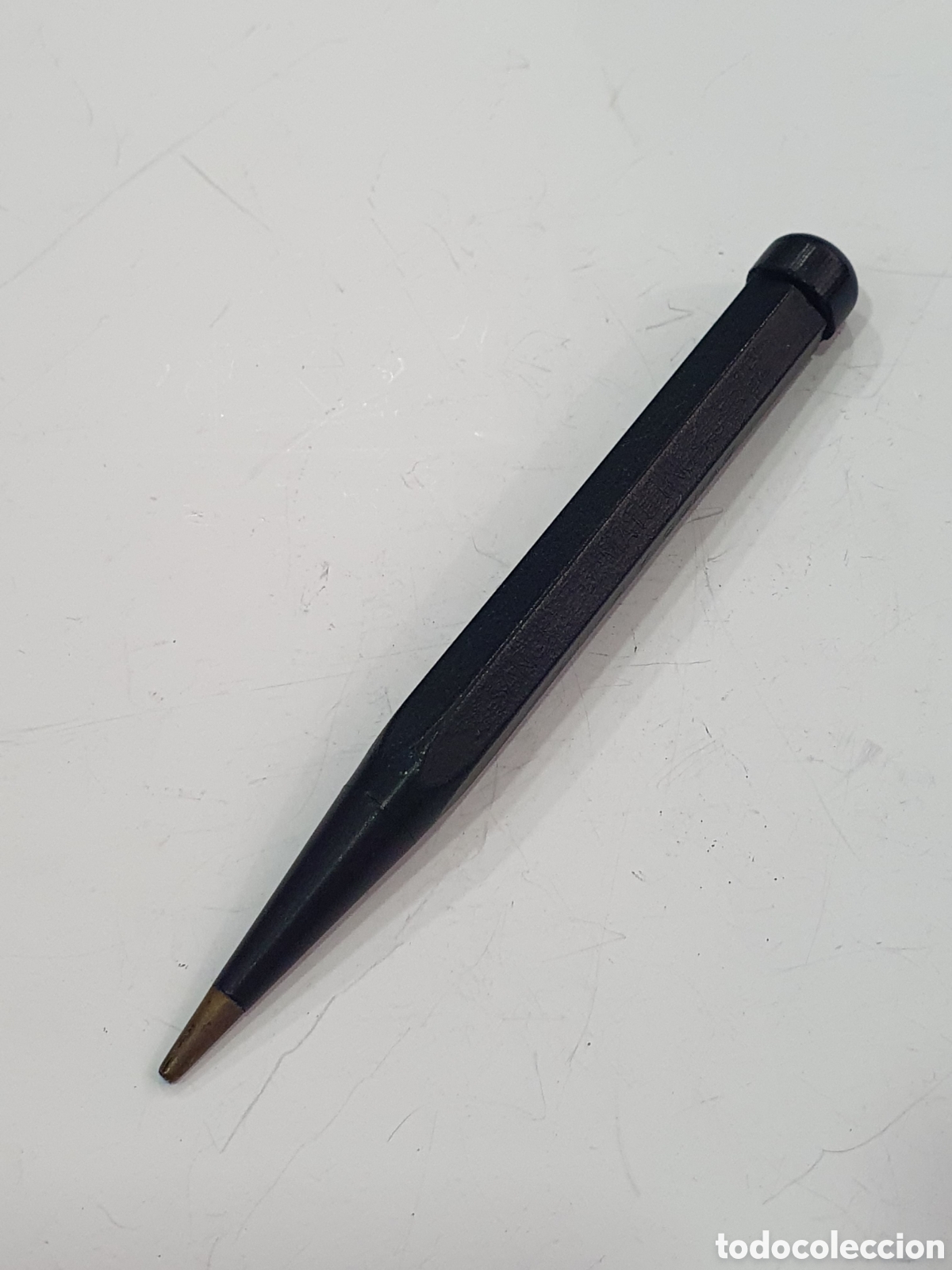 Escrita: Antiguo portaminas. (L128)