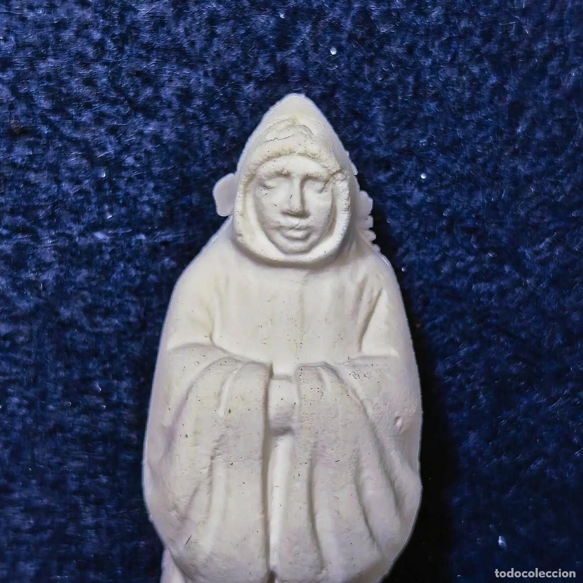 Writing Items: GOMA DE BORRAR MONJE DE MONASTERIO. MED. 75 X 30 MM