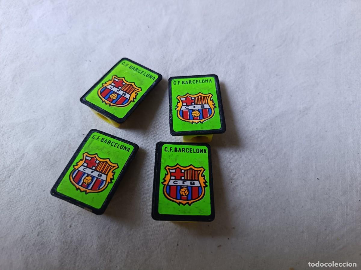 Escriban&iacute;a: Lote de 4 sacapuntas con escudos de equipo de f&uacute;tbol, C. F. Barcelona