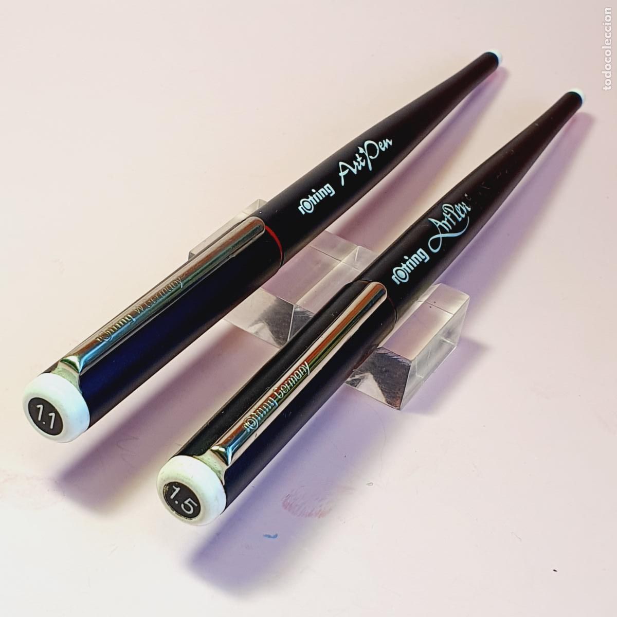 Escriban&iacute;a: LOTE 2 PLUMAS- ROTRING ART PEN-1,5 Y 1,1 MM-DISE&Ntilde;O ESCRITURA-EXCELENTES-VER FOTOGRAF&Iacute;AS.