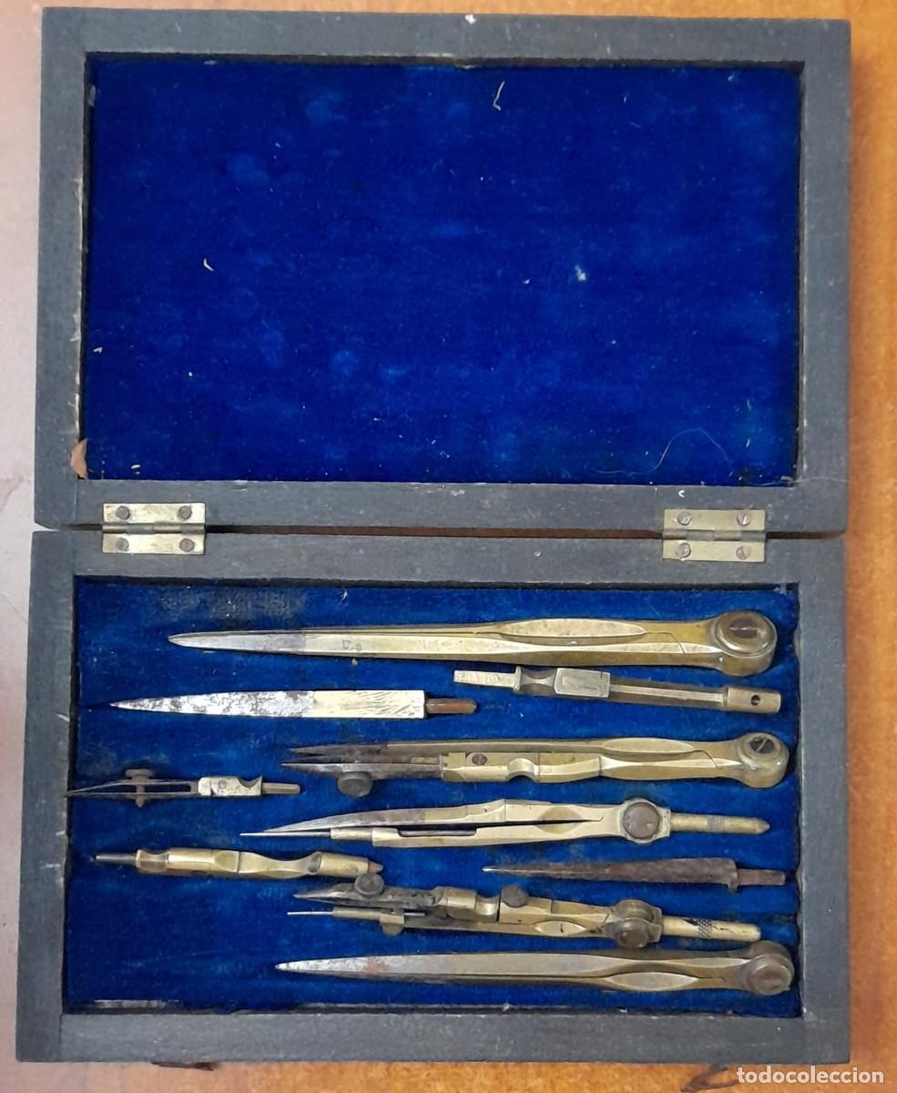 Escriban&iacute;a: ANTIGUO ESTUCHE DE MADERA DE TIRAL&Iacute;NEAS, DE PAPELER&Iacute;A CALVO DE VALENCIA