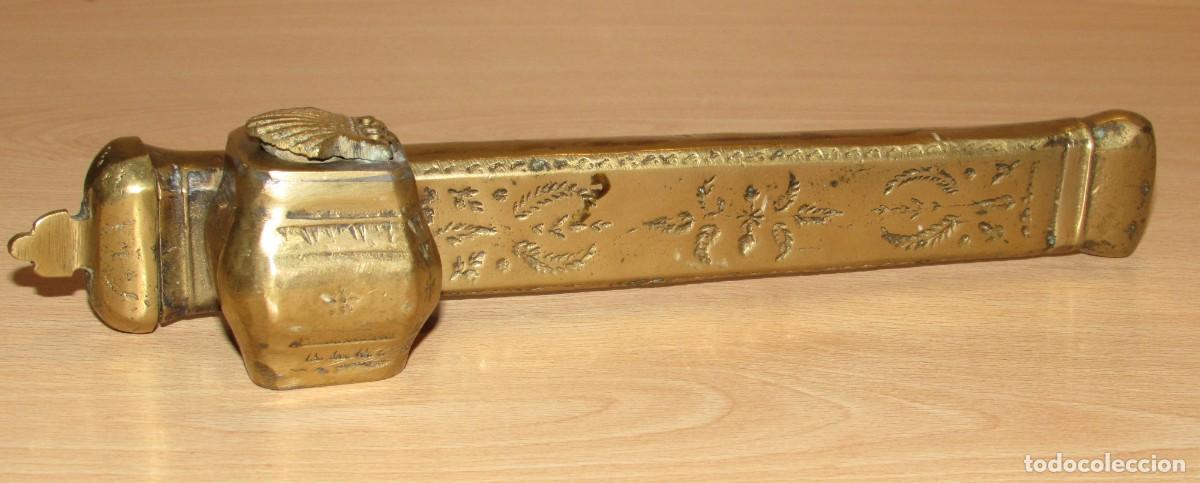 Escriban&iacute;a: Antiguo tintero oriental sirio &aacute;rabe viaje bronce dorado escriban&iacute;a porta plumas pinceles s. XIX