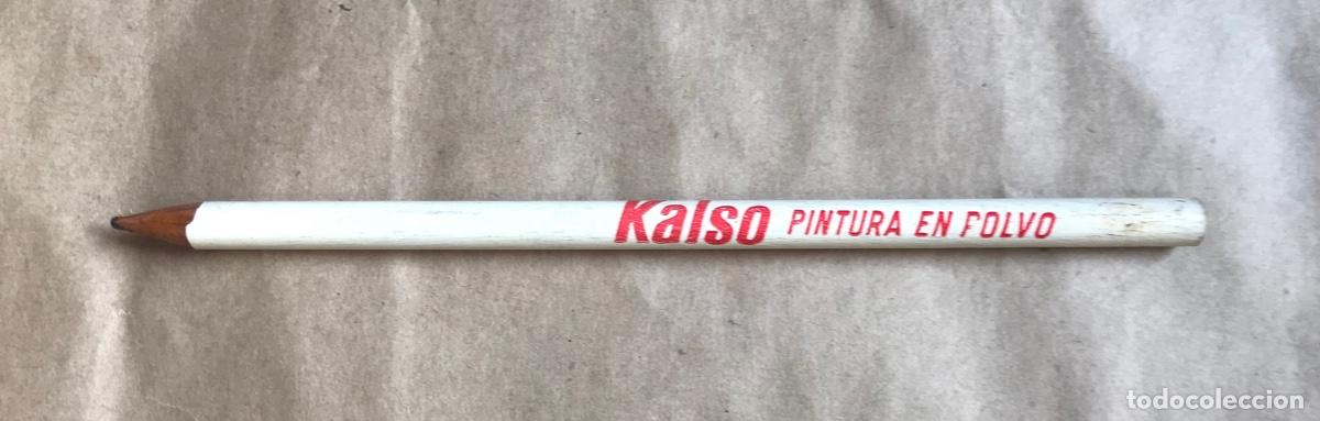 Escriban&iacute;a: L&aacute;piz con publicidad de KALSO, pintura en polvo - - SIN USAR - Mide: 17, 5 cm