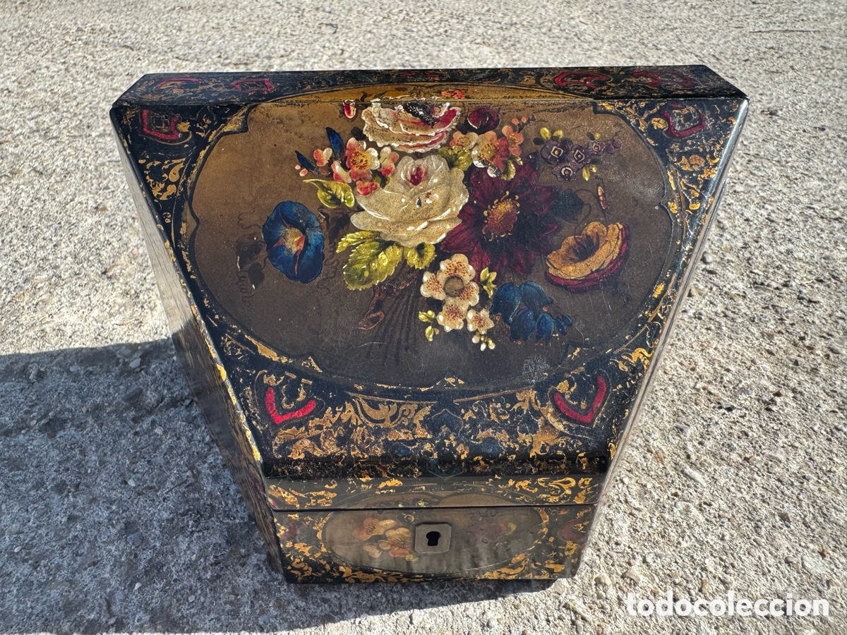 Escriban&iacute;a: Caja escritorio madera lacada policromada flores dorada Inglaterra siglo XlX victoriana 13x21