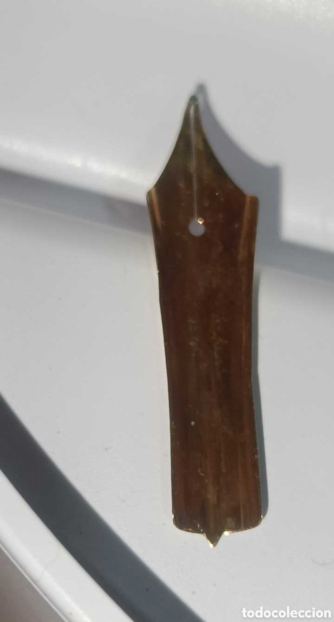 Escriban&iacute;a: Plum&iacute;n oro 14k montblan 235 - Foto 4