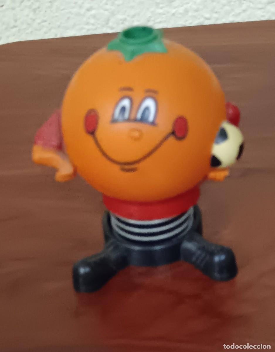 Escriban&iacute;a: PORTAL&Aacute;PICES NARANJITO MUNDIAL F&Uacute;TBOL ESPA&Ntilde;A'82 CON MUELLE 10 CM. ALTURA