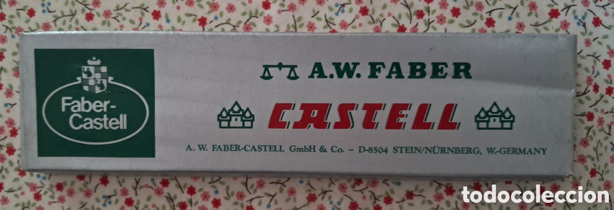 Escriban&iacute;a: A. W. Faber Castell 9000. W Germany. Caja de carton plateada a&ntilde;os 70. Completa y sin uso