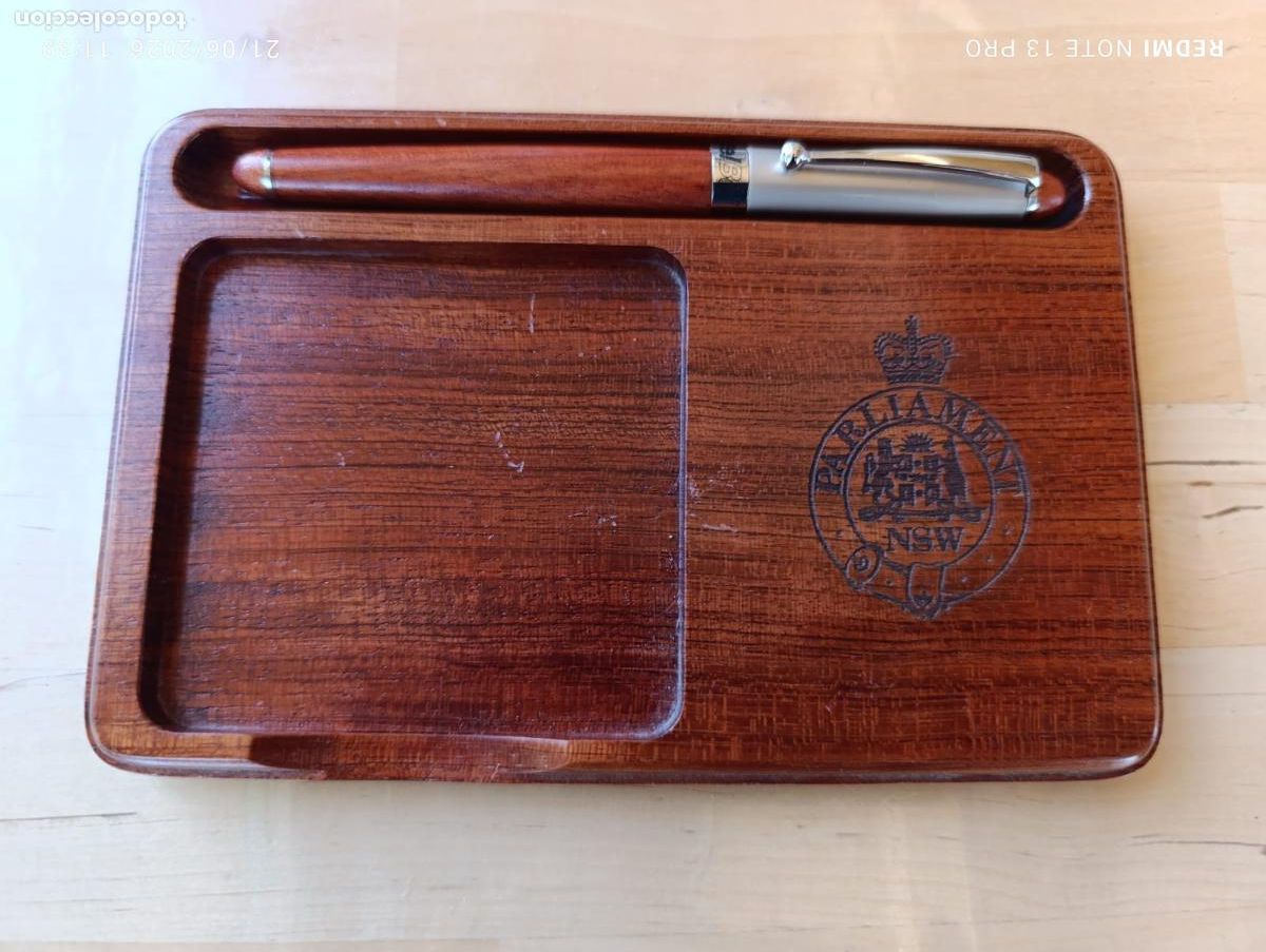 Escriban&iacute;a: ORIGINAL DE MADERA.PARLIAMENT.PLUMA.BEL.
