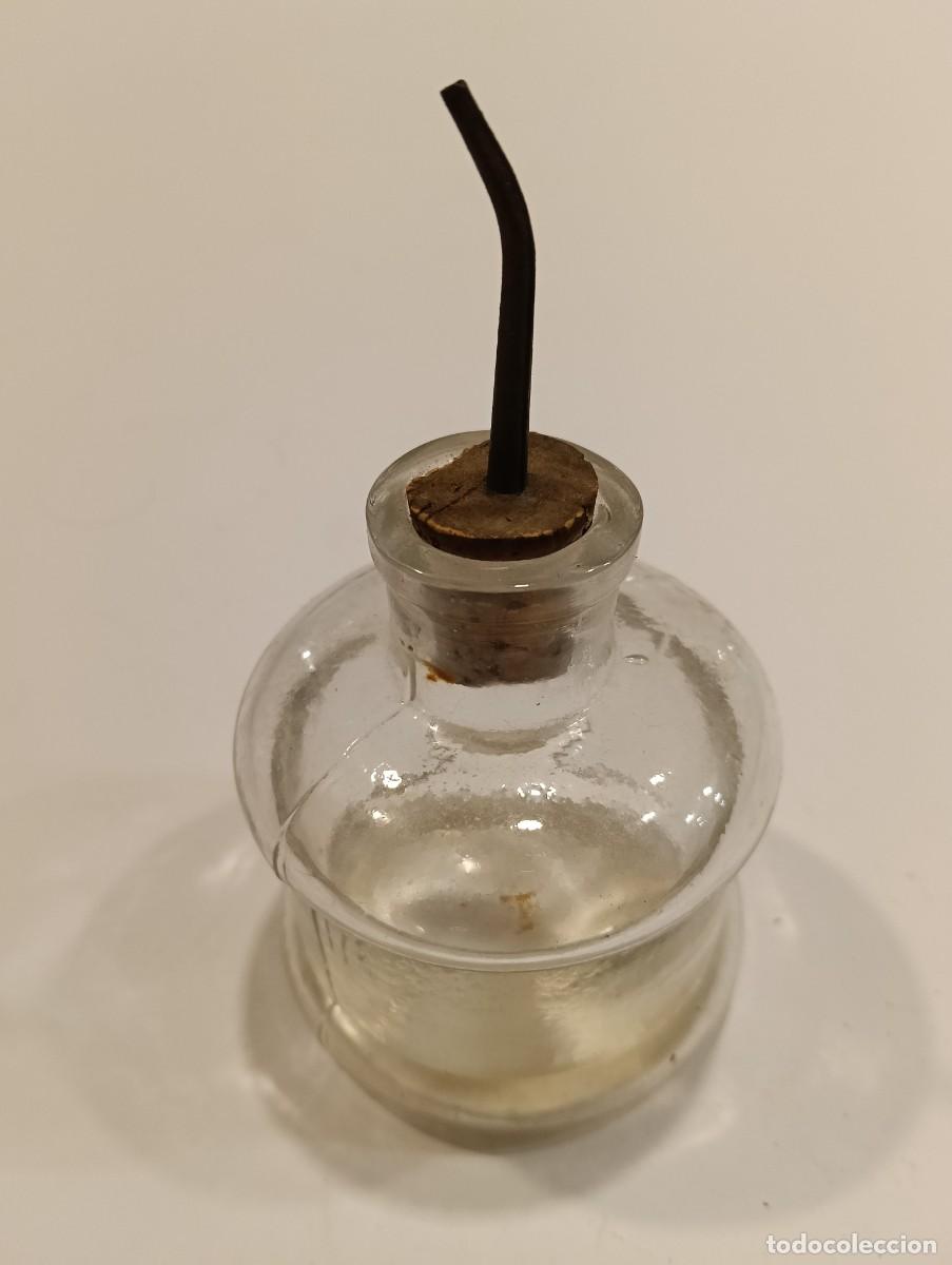 Escriban&iacute;a: Antiguo Tintero de Cristal de Mesa - Frasco con Tap&oacute;n de Corcho y Vertedor Met&aacute;lico