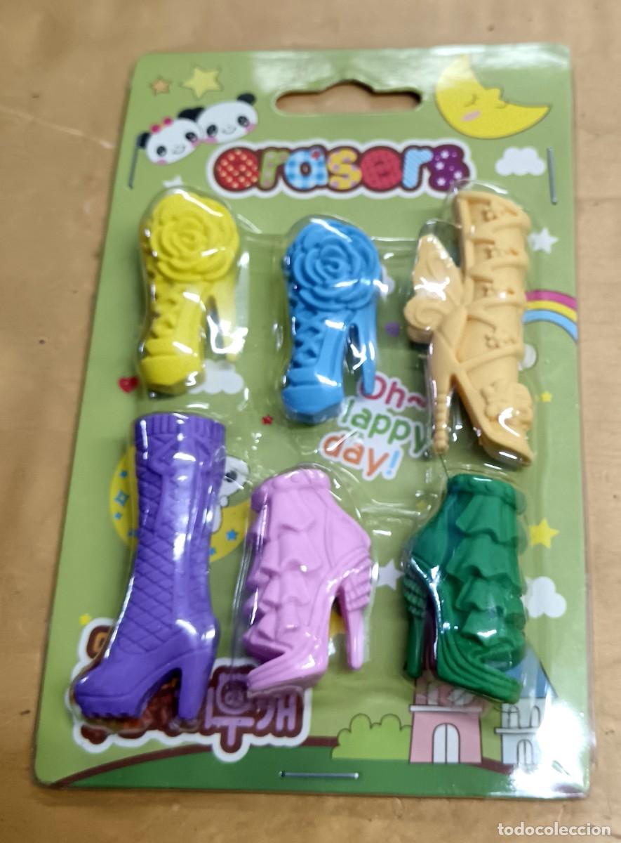 Escriban&iacute;a: BLISTER CON 6 GOMAS DE BORRAR EN FORMA DE ZAPATOS 14,5X9 CM.