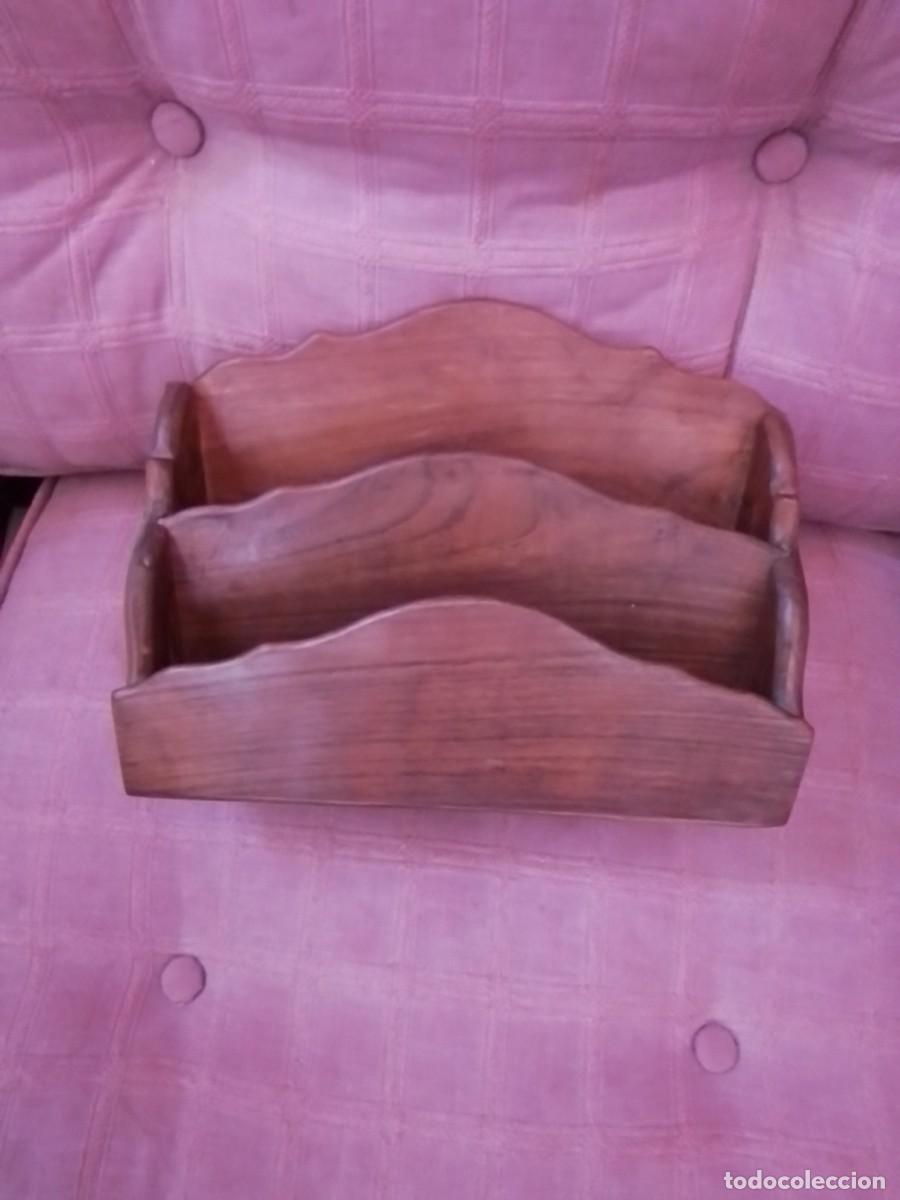 Escriban&iacute;a: Tarjetero de escritorio. Madera - Foto 1