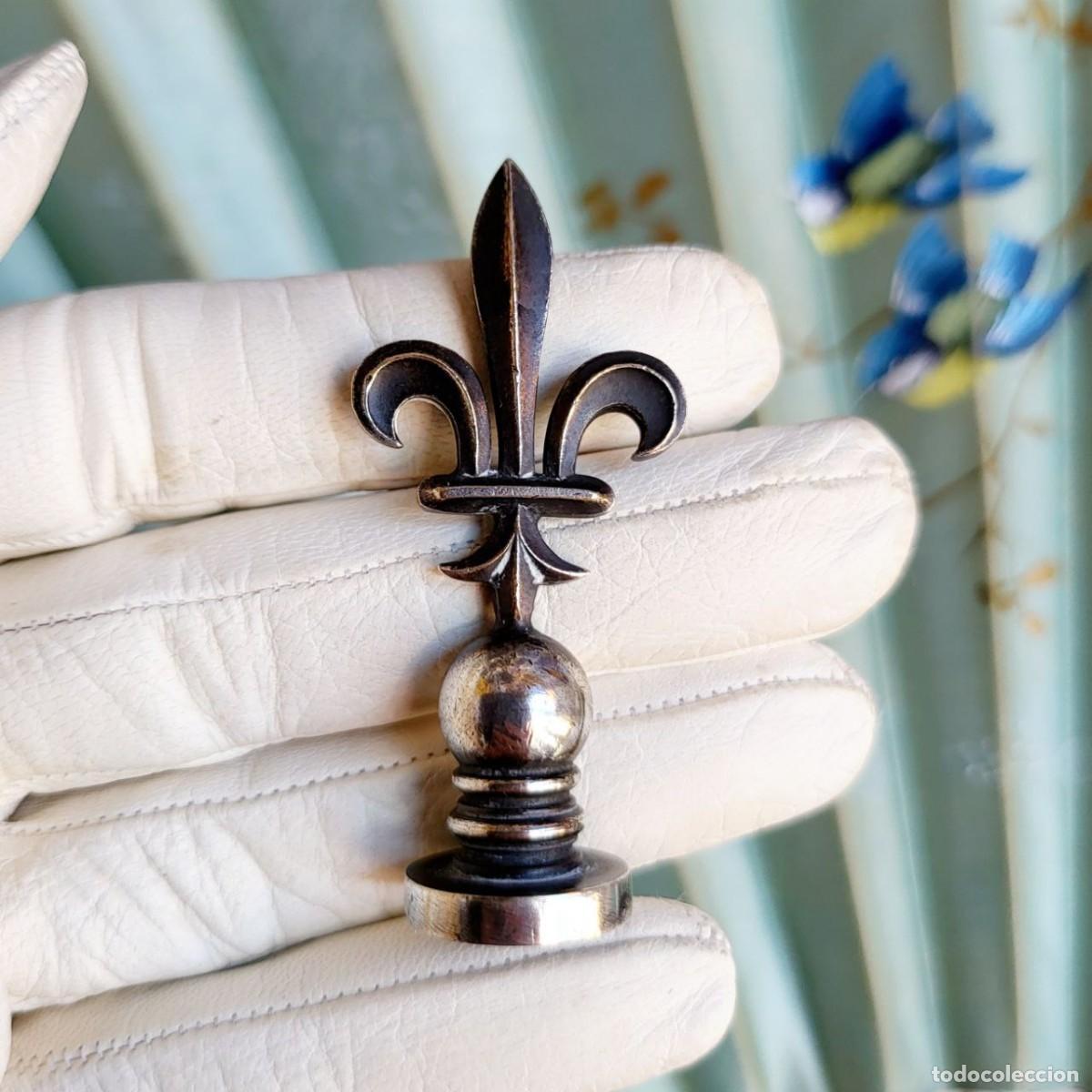 Escriban&iacute;a: Antiguo Sello de lacre de escritorio Fleur de Lys