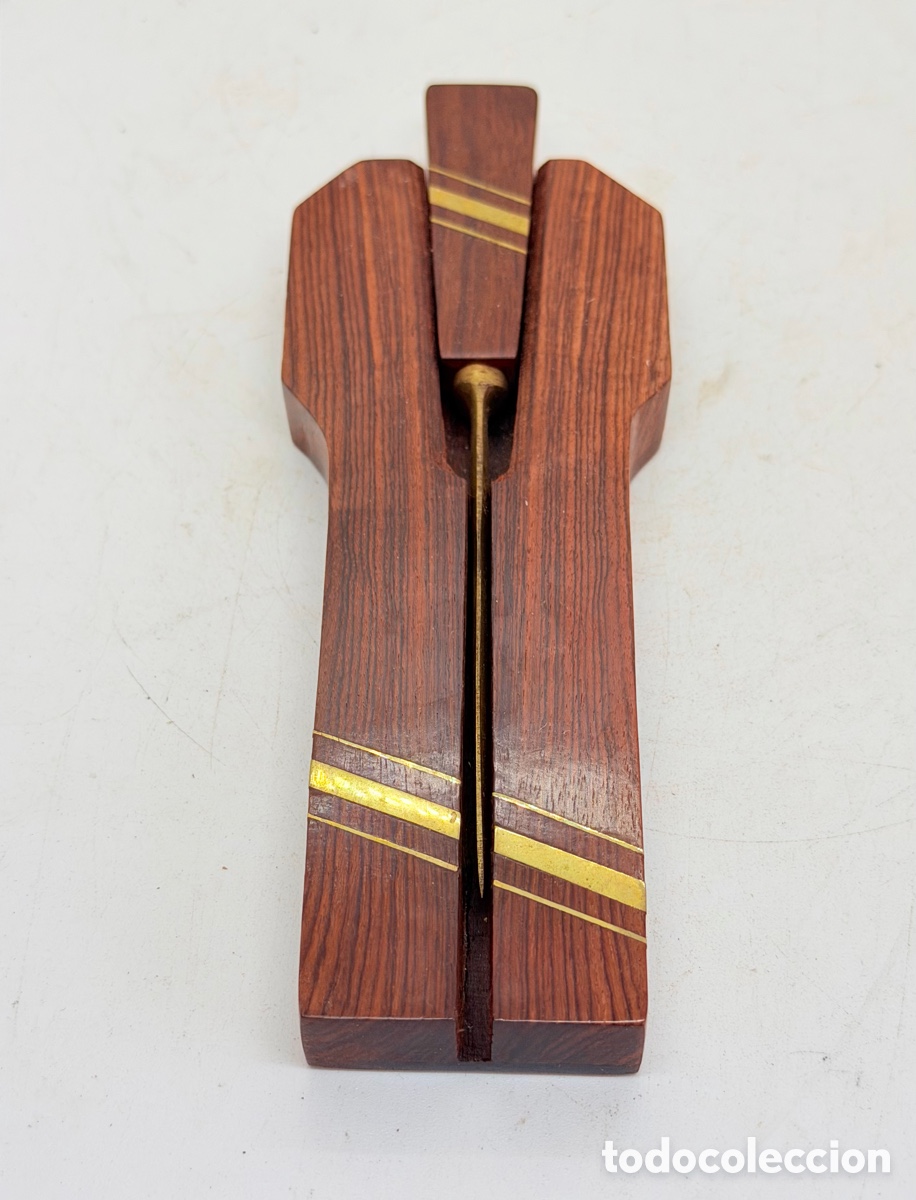 Escriban&iacute;a: Antiguo Abrecartas de Madera