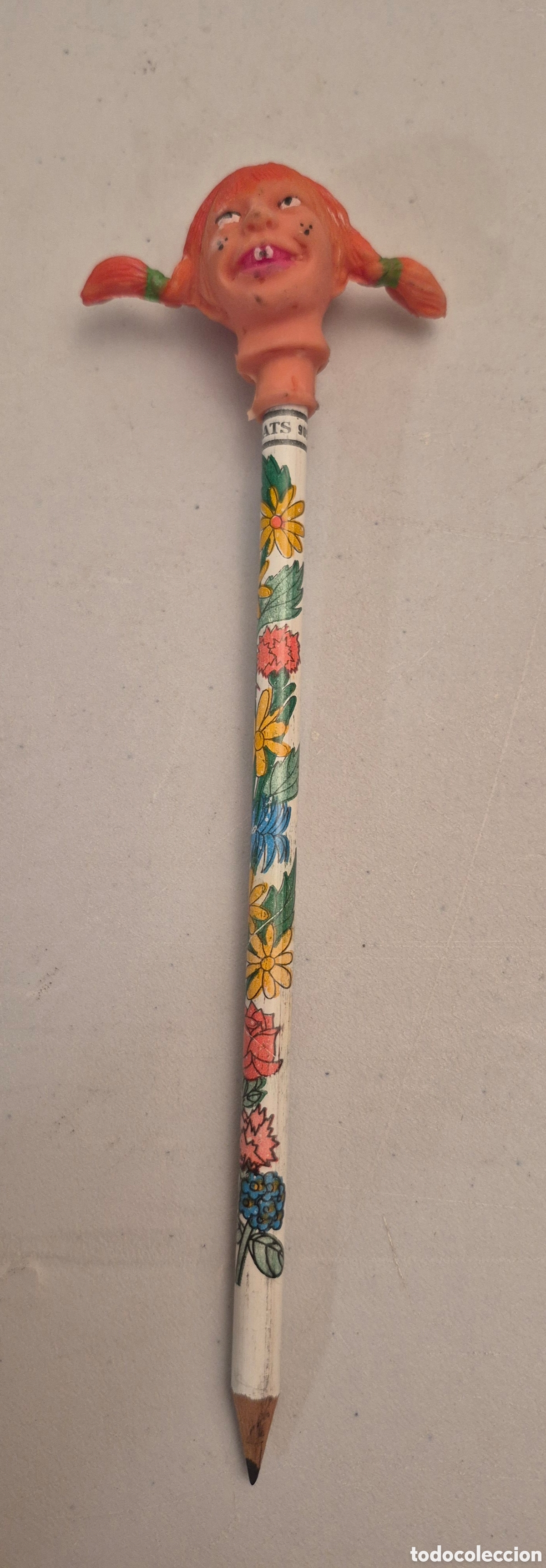 Escriban&iacute;a: MASATS L&Aacute;PIZ DE GRAFITO PIPPI CALZASLARGAS LANGSTRUMP, MADERA DE CEDRO. A&Ntilde;OS 70