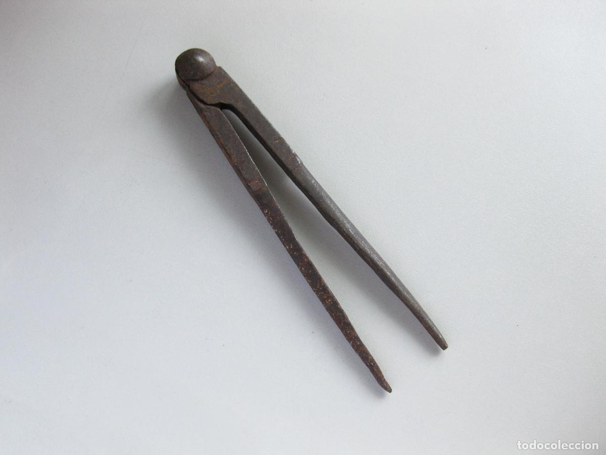 Escriban&iacute;a: ANTIGUO COMP&Aacute;S DEHIERRO. CABEZA DE BOLA - Foto 1