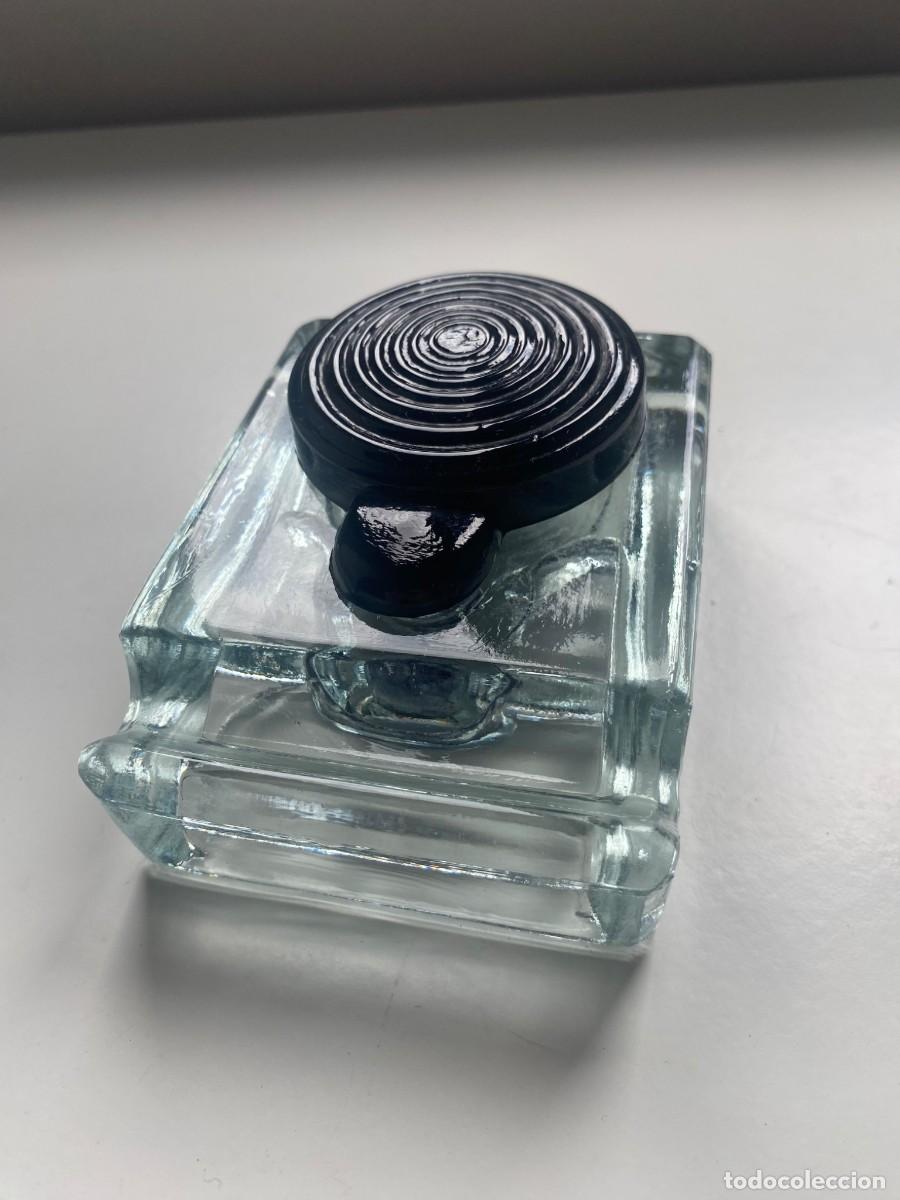 Escriban&iacute;a: Tintero antiguo de cristal Art D&eacute;co con tap&oacute;n original de baquelita ebonita