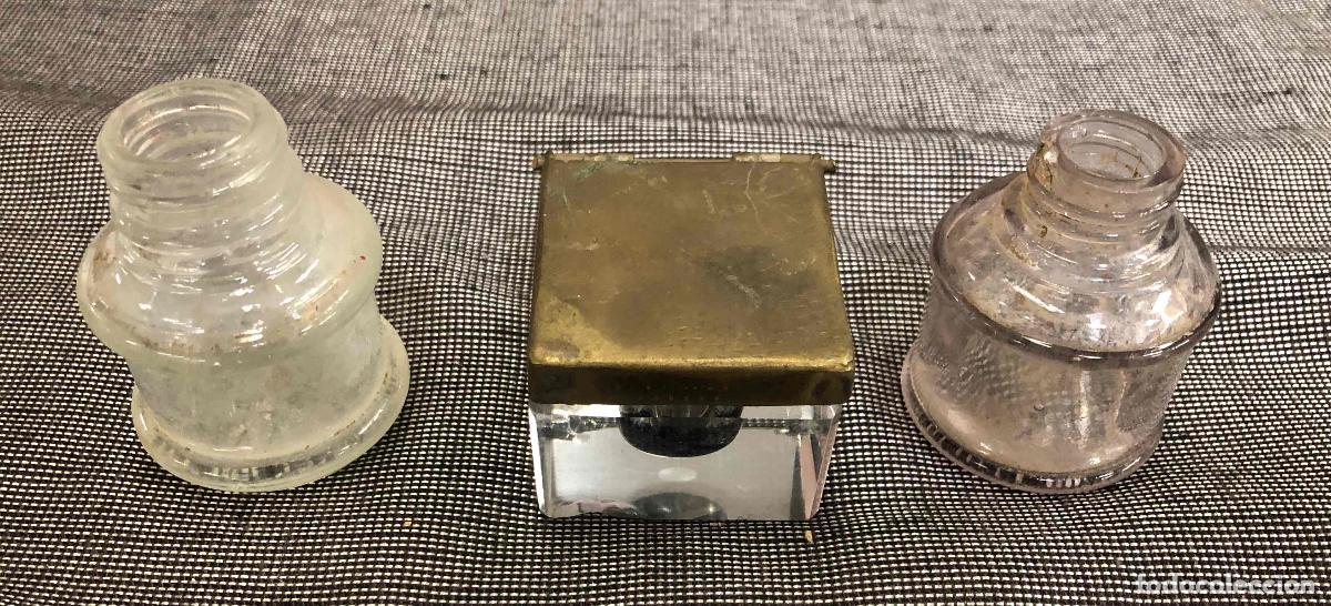Escriban&iacute;a: LOTE DE 3 TINTEROS, CRISTAL MACIZO