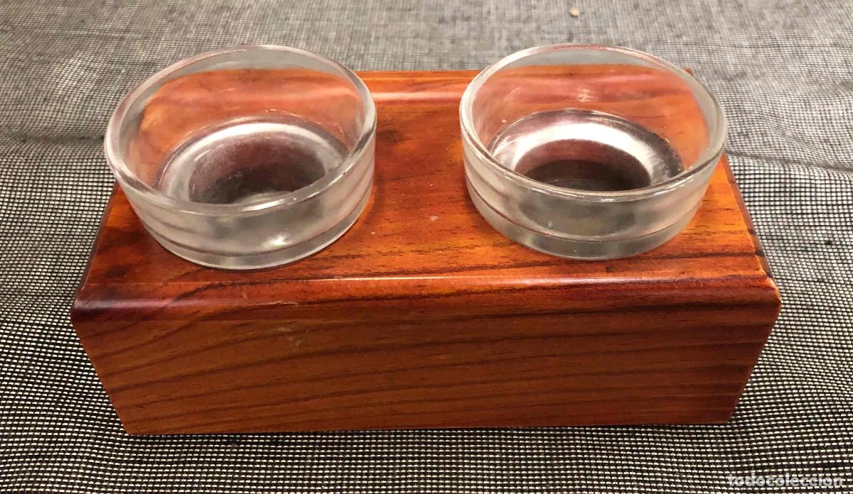 Escriban&iacute;a: DOBLE TINTERO EN CRISTAL MACIZO SOBRE PEANA DE MADERA
